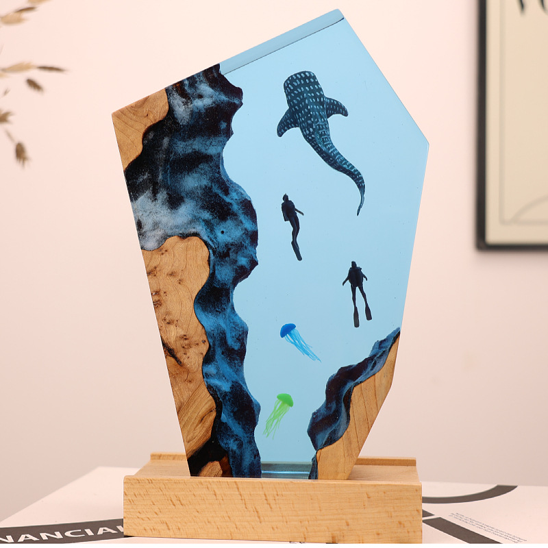 Светящаяся настольная фигурка  – обзор и цена Resin Art For Wedding Gift