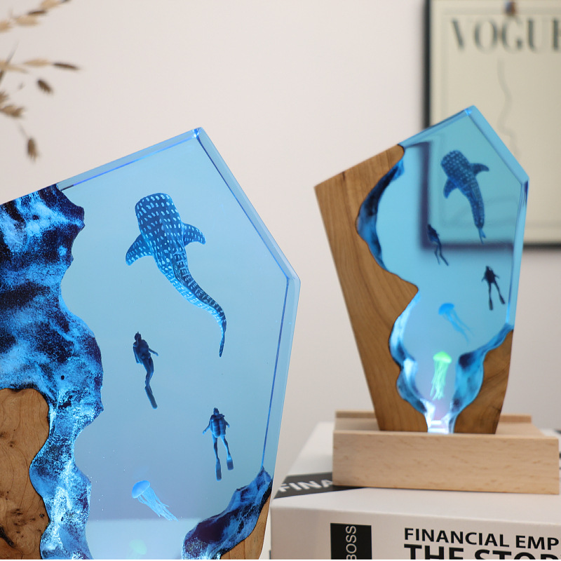 Светящаяся настольная фигурка  – обзор и цена Resin Art For Wedding Gift