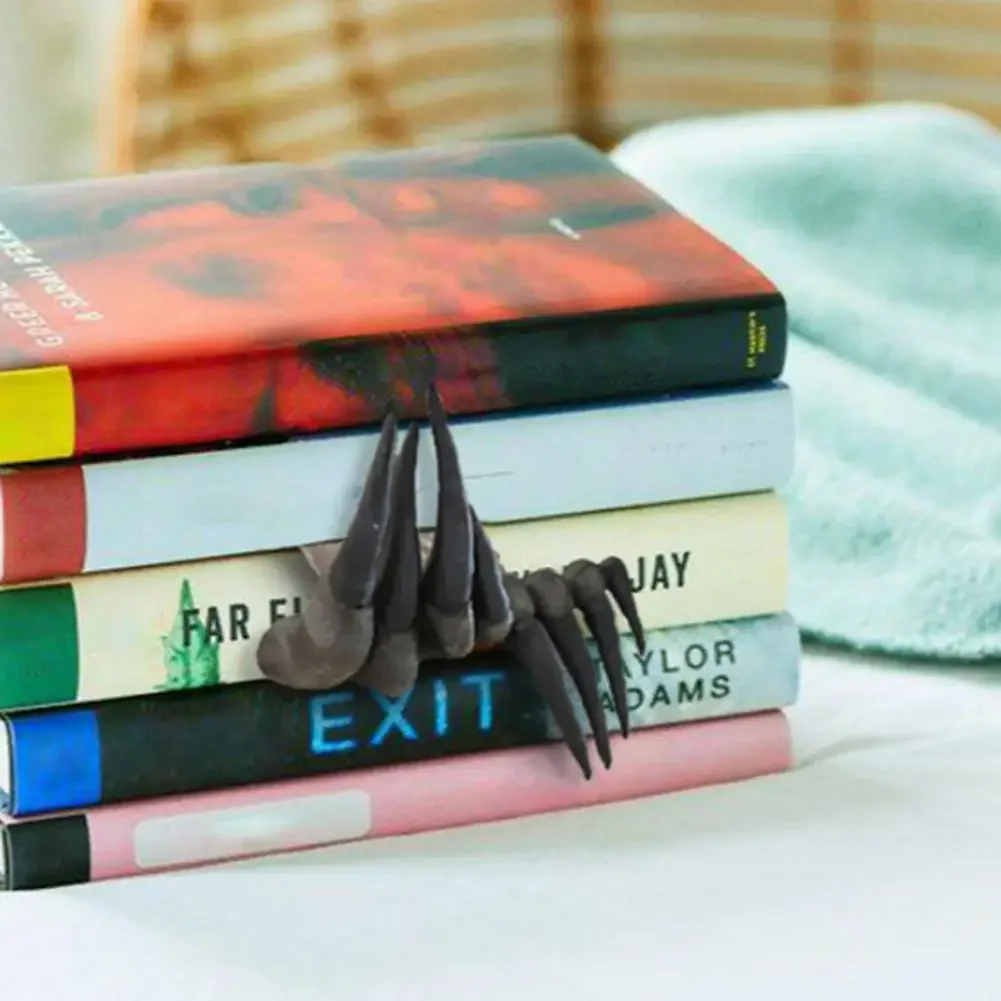 Книжка на руку с рисунком дьяв – обзор и цена Resin Art Bookmark
